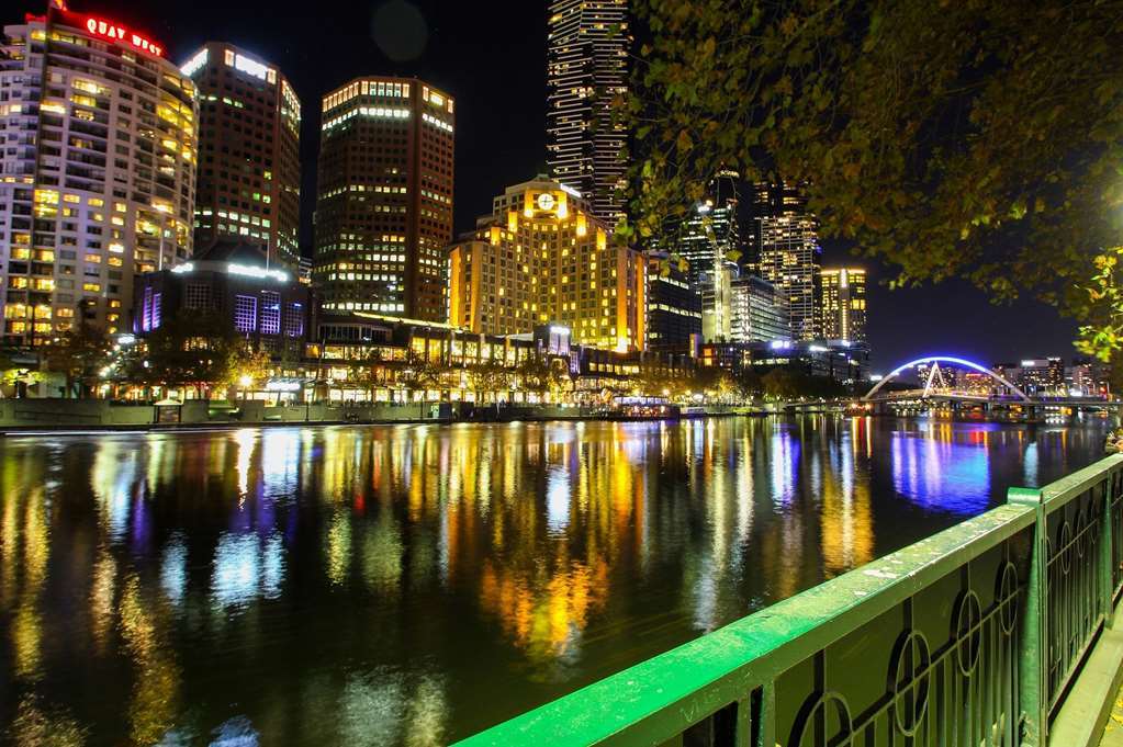 Southbank Apartments Freshwater Place Мельбурн Екстер'єр фото